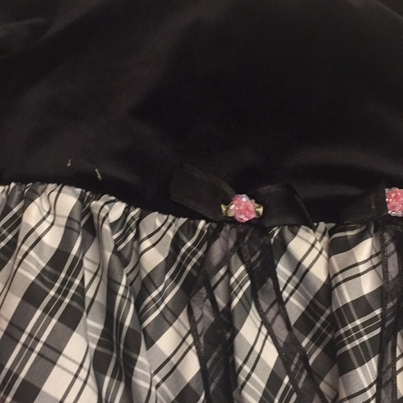 Girls velvet dress - Picture 2 of 6